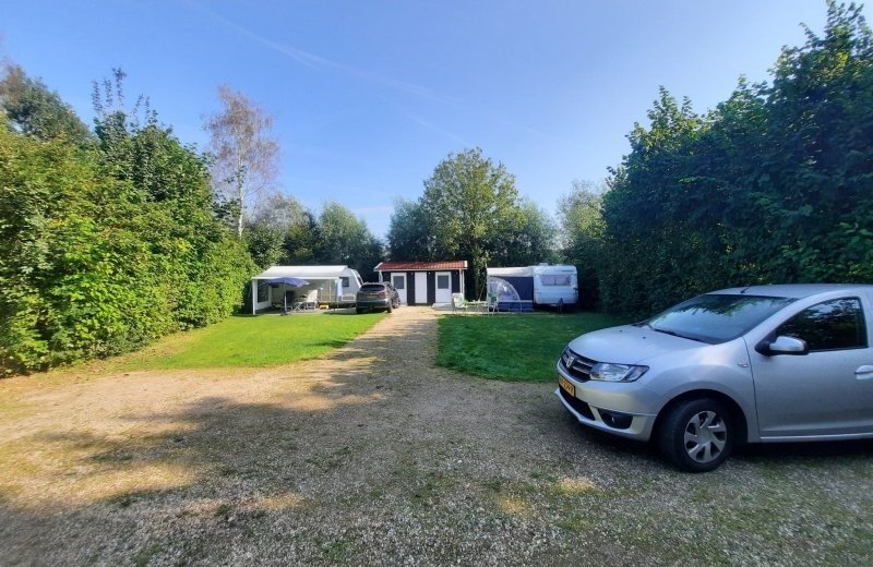 Komfortstellplatz Riant mit privaten Sanitäranlagen für Behinderte