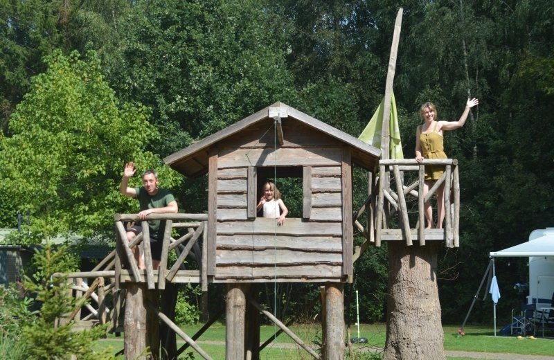 Wir sind immer am Computer, hier sind wir glücklich".