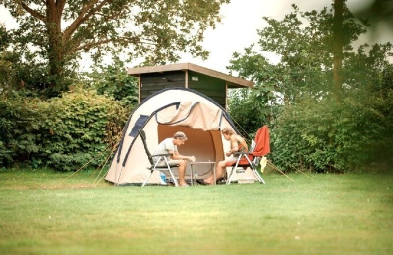 Komfortplatz mit privaten Sanitäranlagen