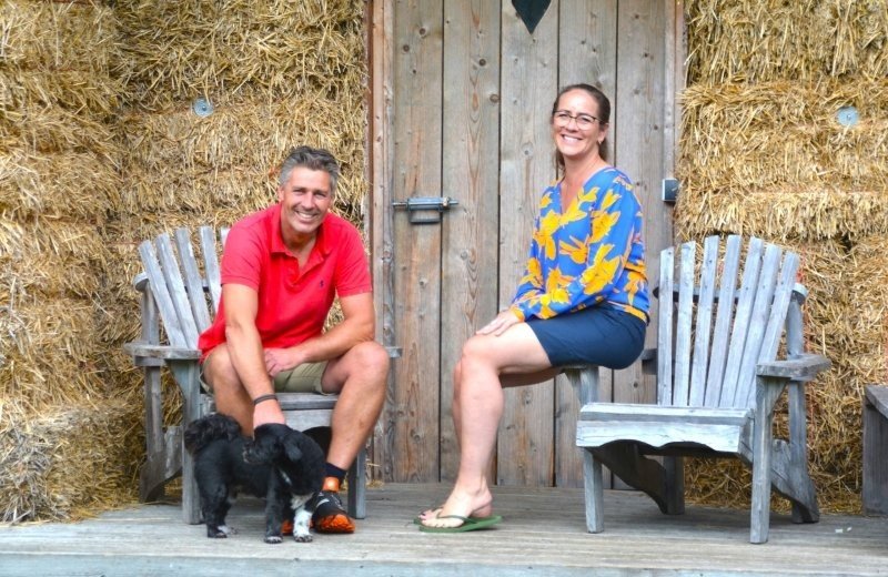 Die Opas und Omas zusammen mit den Enkelkindern bei der Silent Disco, das macht so viel Spaß zu sehen!